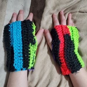 Child size fingerless gloves
